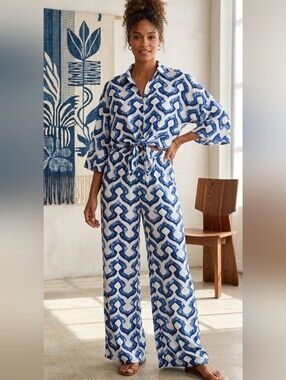 Rose + Olive Wide Leg Pant Set Tie Front Top Lightweight Blue Abstract Medium